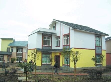 遵義小區(qū)二次無負(fù)壓加壓設(shè)備揚(yáng)程80米，用戶360，11kw一控二